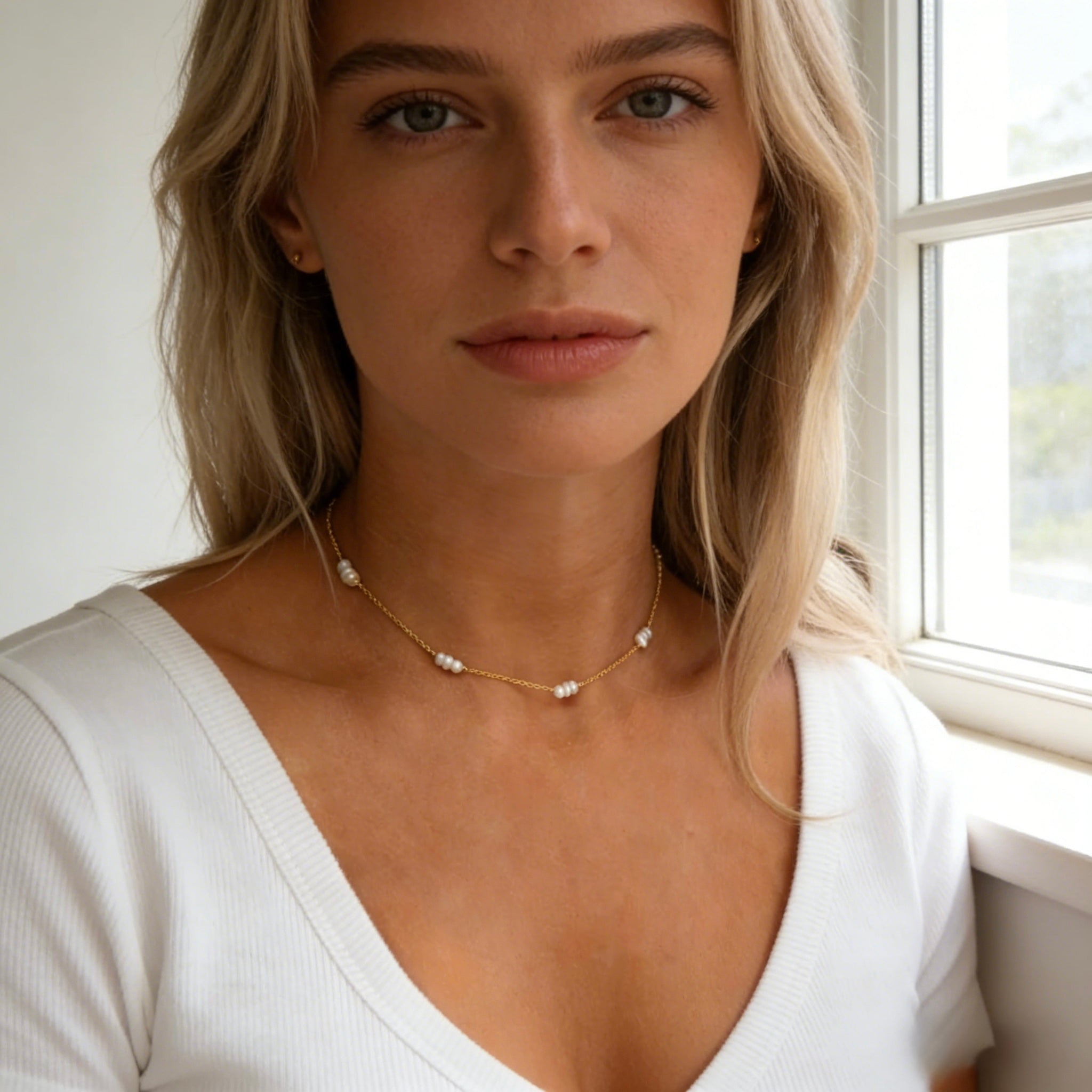 Ariana Pearl Necklace